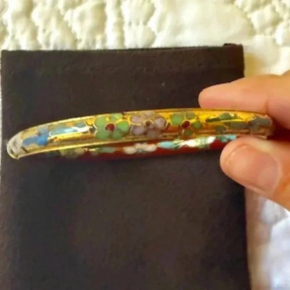 Vintage Cloisonné Hinged Bangle
